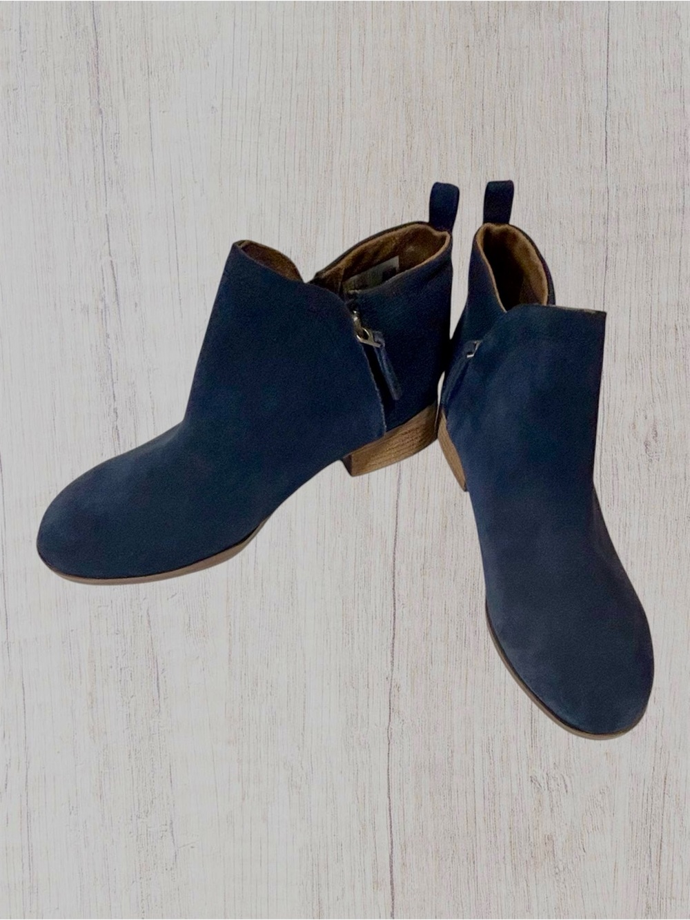 TOMS Navy Blue Suede Ankle Boots – Size 11W - Picture 2 of 9